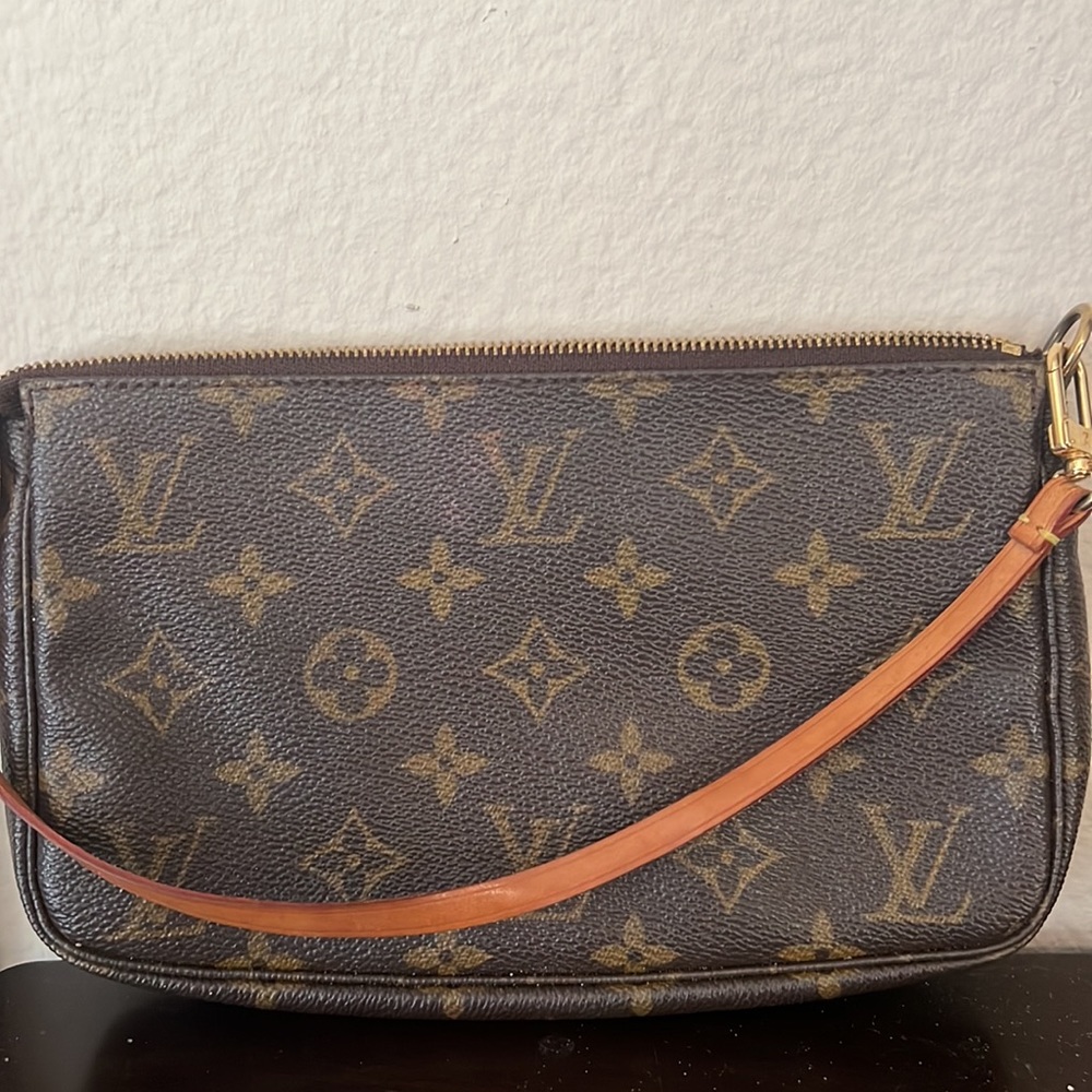 COPY - Louis Vuitton mini purse